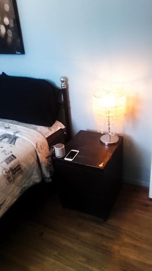 Robertson'S Place Like Home Los Angeles Esterno foto
